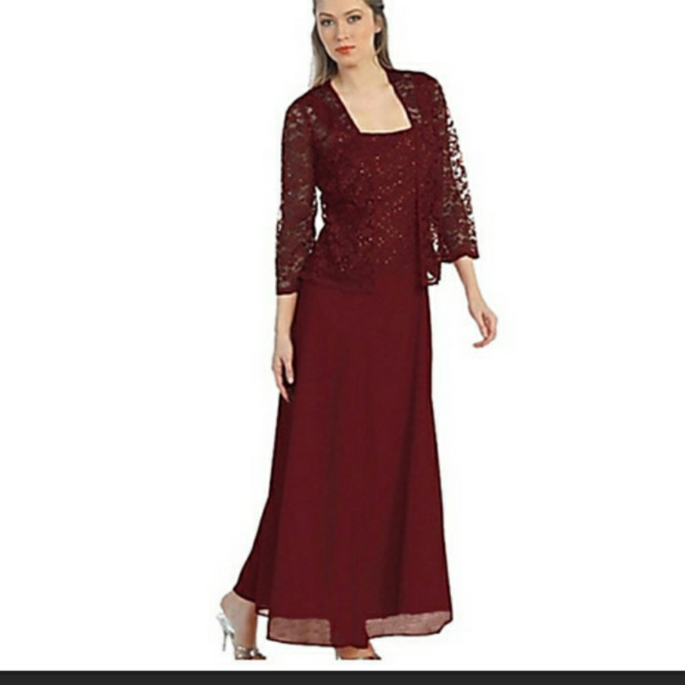 Woman's Two Piece Dress Maxi Wine